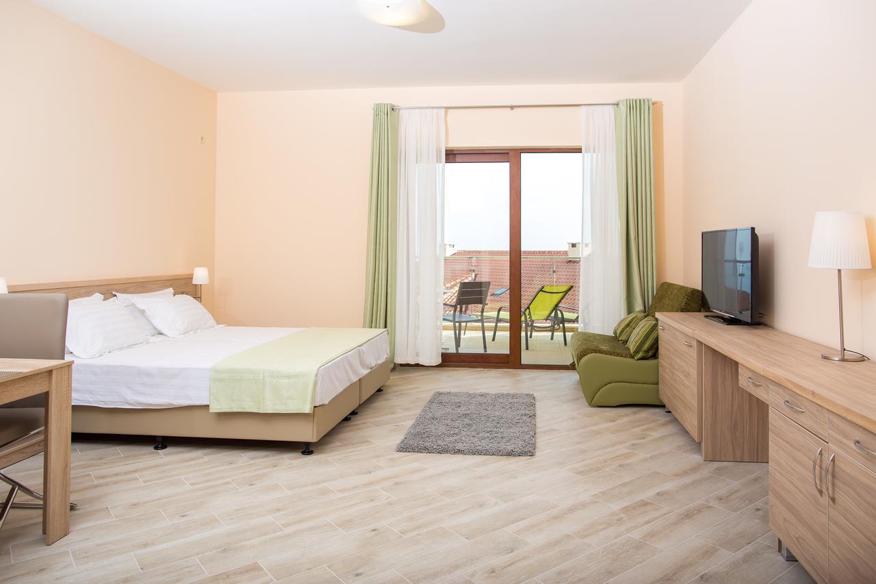 Aparthotel Belvedere Residence Becici Будва Екстер'єр фото
